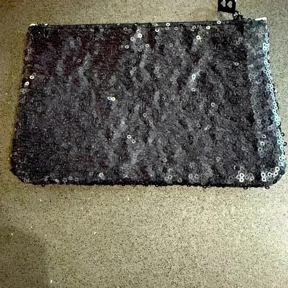 Betty Boop x Ipsy Makeup Bag - Picture 2 of 5